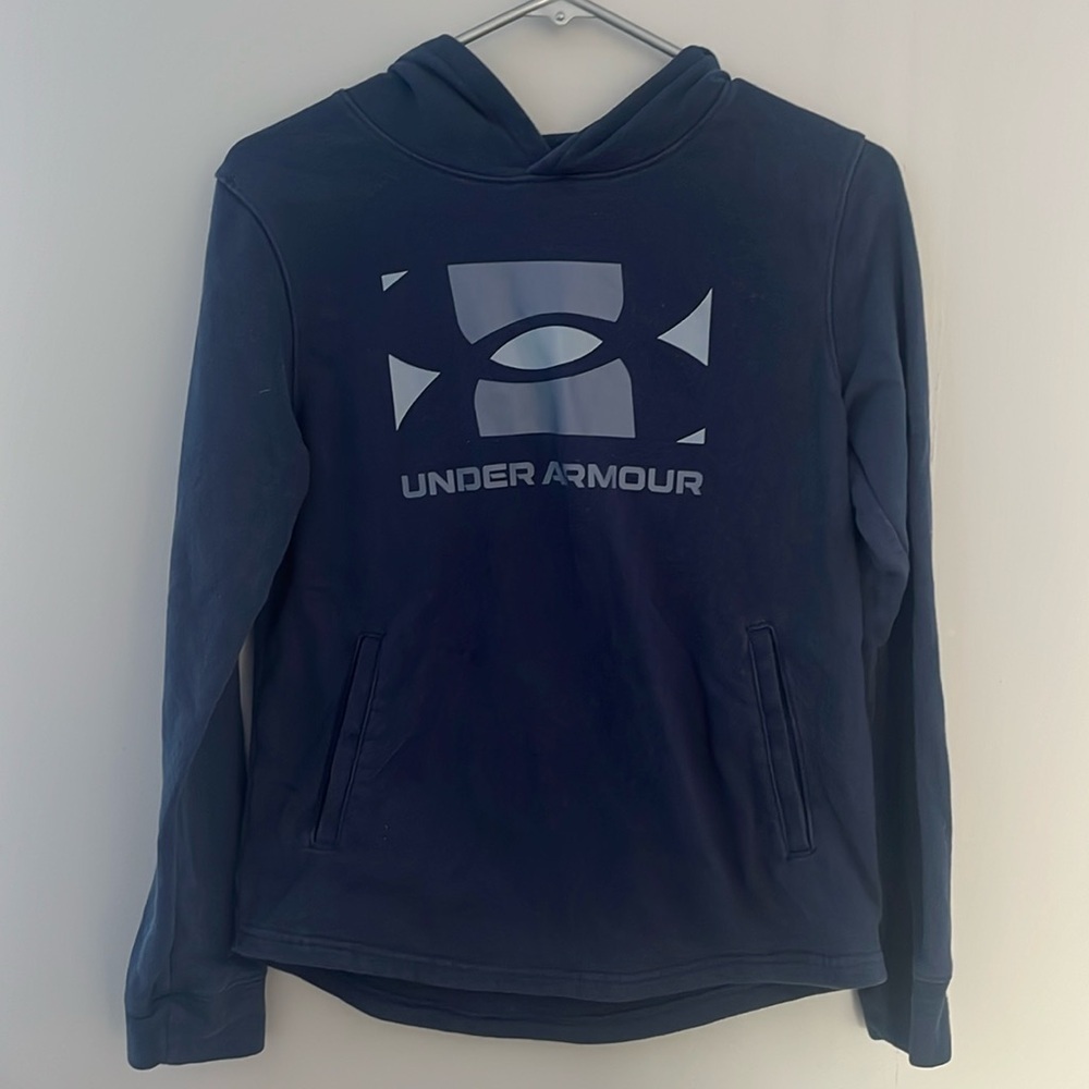 Under Armour Sweater size L
